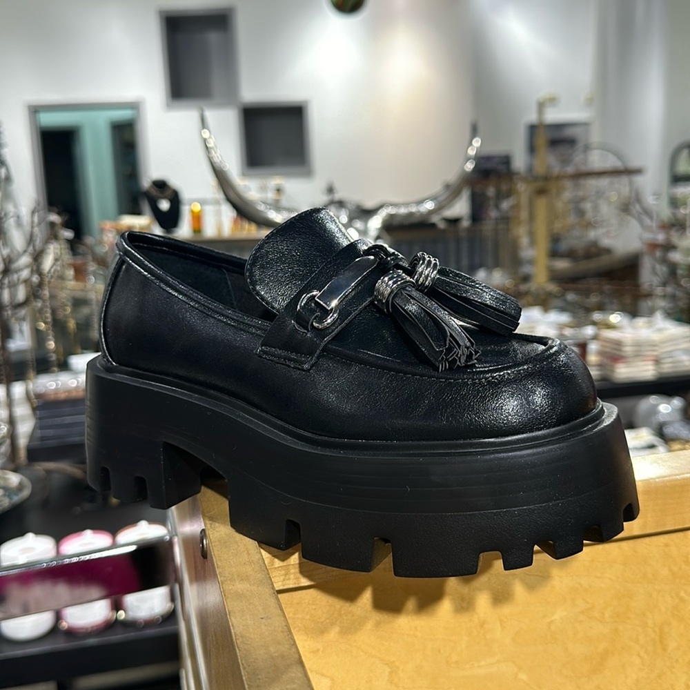 Steve Madden Major Loafer NWT